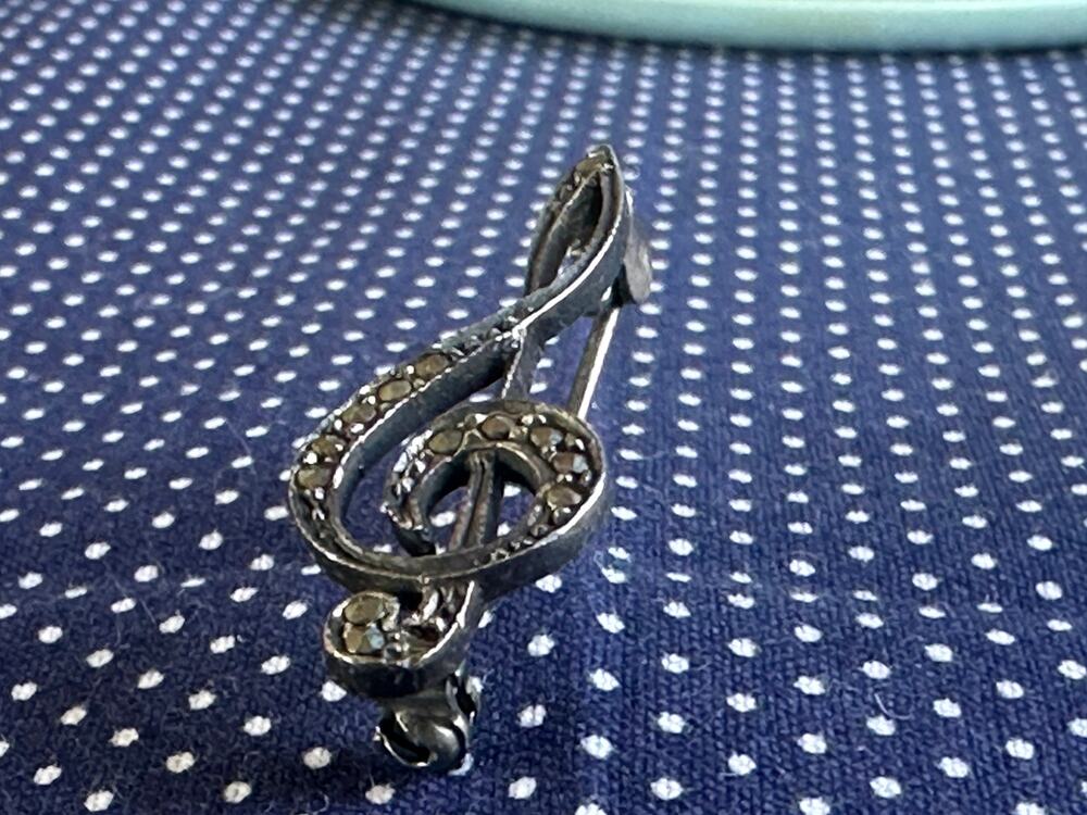 Sterling Silver Marcasite Music Note Pin Stamped 925 Vintage Estate Piece